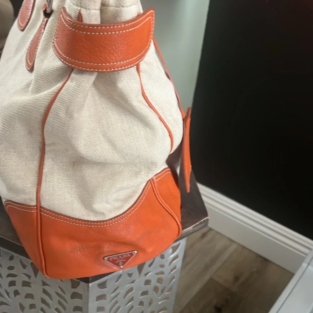 🛑 1 hour sale. Prada, large shoulder bag, UIGC, comes with Authenticity cards - Picture 13 of 17